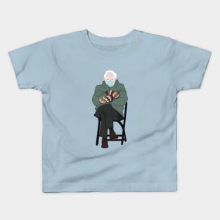 Bernie Sanders and his mittens Kids T-Shirt